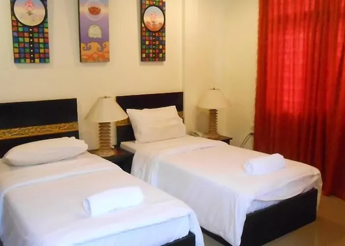 The Bang Khun Phrom Hotel 3*