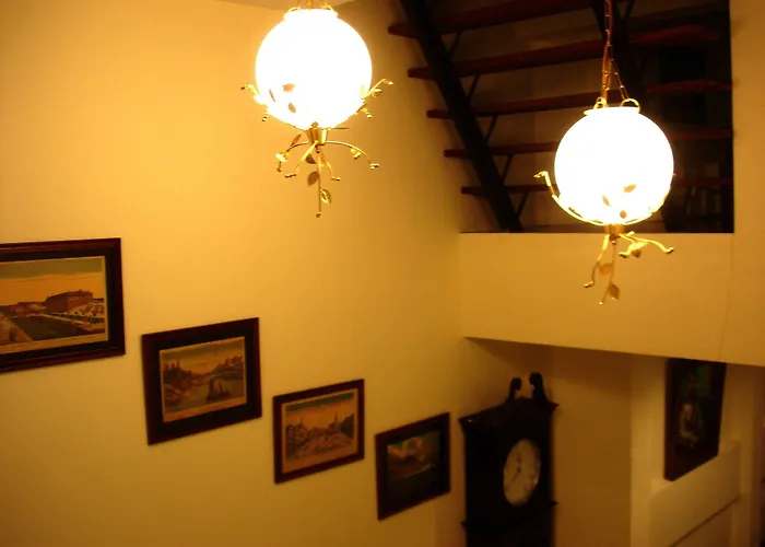 Hotel The Bang Khun Phrom